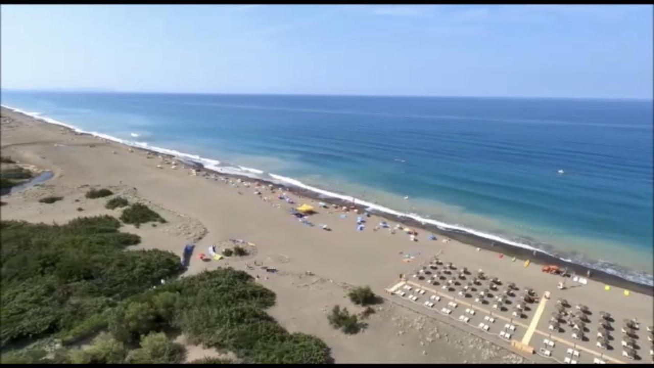 Campeggio Del Forte Marina Di Bibbona Exterior foto